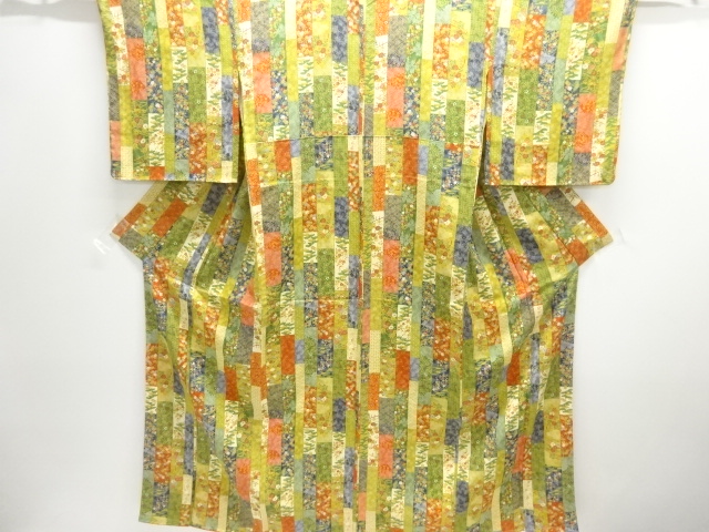 JAPANESE KIMONO / KOMON / UNUSED / FLOWER CLASSICAL PATTERN